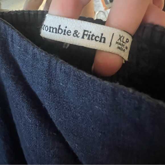 Abercrombie & Fitch Linen-Blend Midi dress - Picture 3 of 13